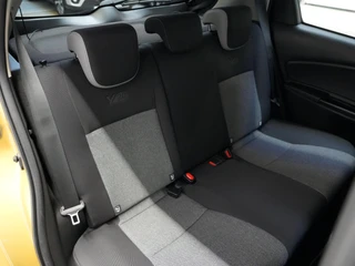 Toyota Yaris 1.5 Hybrid Comfort ✅Stoelverw.✅Camera✅Clima✅Two Tone✅Cruise✅Keyless✅Clima✅ / 8