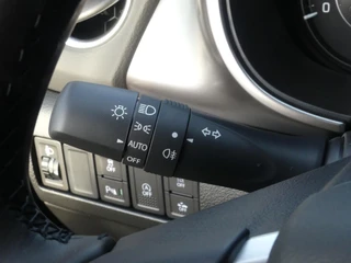 Suzuki Vitara 1.4 Boosterjet Smart Hybrid Select Nieuwe auto! € 1.850,- korting. 10 jAAR GARANTIE! Apple Carpl/Andr Auto, Cruise & Climate Control, Camera / 13
