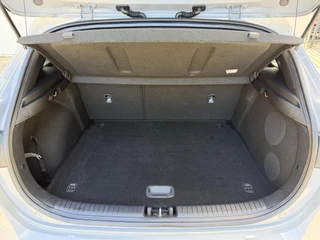 Kia Ceed 1.0 T-GDi 100pk Design Edition / 21