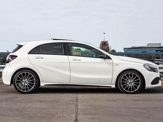 Mercedes-Benz A-klasse 180 d AMG White Art Edition Panoramadak Camera LED Stoelverwarming Sfeerverlichting Apple CarPlay/Android Auto Dealeronderhouden / 7