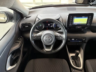Toyota Yaris 1 .5 Hybrid Dynamic 5-drs. CAMERA/KEYLESS/NAVI/CARPLAY/16INCH / 4