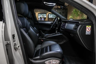 Porsche Macan 2.9 Turbo|Krijtgrijs|Pano|Leder|Chrono|Luchtv. / 14