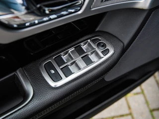 Jaguar XF 2.2d R-Sport Schuifdak | Xenon | Keyless | Leder/Alcantara | Camera | Stoelverwarming | Meridian | PDC v+a / 39