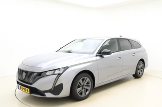 Peugeot 308 SW 1.2 PureTech Allure | Apple carplay/Android auto | Parkeercamera V + A | Electronic climate control | Draadloze telefoonlader | Stoelverwarming | Navigatie | Parkeersensoren V+A | Automaat