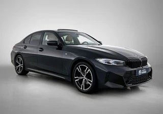 BMW 3-serie 320i M Sport | Schuifdak | Camera | HeadUp Display | Stoelverwarming | Memory Stoelen / 7