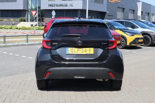 Toyota Yaris HYBRID 115 FIRST EDITION STOEL/STUURVERW DRAADLOOS-LADEN APPLE/ANDROID KEYLESS CLIMA AD-CRUISE 16" LM-VELGEN / 5