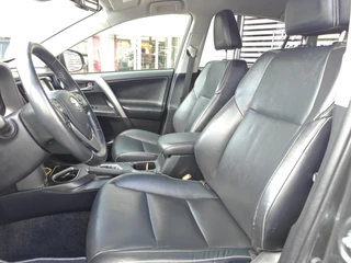 Toyota RAV4 2.5 Hybrid Style TREKHAAK STOEL/STUURVERW ELEK-ACHTERKLEP PARK-SENSOREN BLUETOOTH CAMERA LM-VELGEN / 18