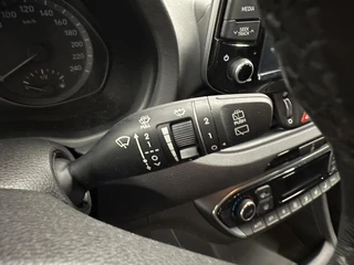 Hyundai i30 1.0 T-GDI Comfort CLIMATE CAMERA CARPLAY LM / 24