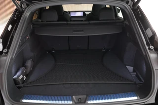 Audi Q5 2.0 TFSI 299pk e-hybrid quattro S edition Trekhaak 360Camera Tech-Pro Leder Memory Stoelverwarming Virtual Cockpit Panoramadak Navigatie S-Line / 63