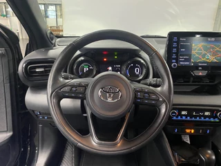 Toyota Yaris 1.5 Hybrid Executive/ NL auto/ Eerste eigenaar/ Automaat/ Stoelverwarming/ Navi/ Apple carplay/ Pano / 14