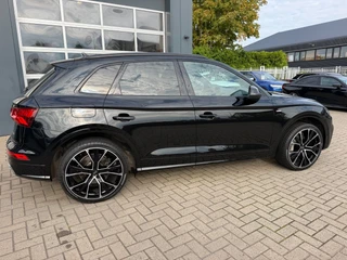 Audi Q5 55 TFSI e quattro Competition S-Line / 367PK / Luchtvering / SOH 90,5% / B&O / Trekhaak / 8
