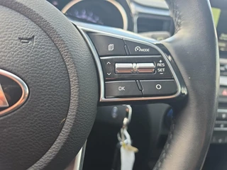 Kia Ceed 1.4 T-GDi DynamicPlusLine DCT | Navigatie | Climate control | Cruise control | Stoel + stuur verwarming / 16