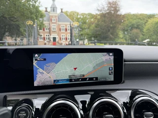 Mercedes-Benz A-Class 200 Business Solution / 15
