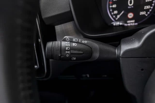 Volvo XC40 1.5 T3 Inscription  | Adaptive Cruise | Trekhaak | Camera / 30