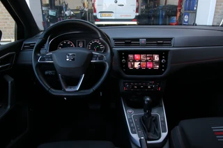 SEAT Arona 1.0 TSI FR B. Int. / 5