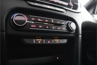 Kia XCeed 1.5 T-GDi GT-Line  - Automaat - Panorama dak - Stoel/Stuur verwarming - Navigatie - Climate Control - Achteruitrijcamera - Elektrische Achterklep - Fabrieksgarantie tot 01-2032 / 26
