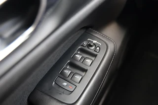 Volvo V60 2.0 B3 Momentum Advantage|Automaat|Trekhaak|Applecarplay/android auto|Camera|Cruise control / 23
