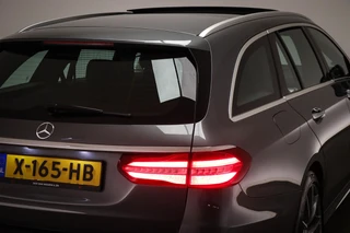 Mercedes-Benz E-klasse Estate AMG 63 4MATIC Premium Plus | PANORAMADAK | STOELVENTILATIE | BURMESTER | 360 CAMERA | TREKHAAK | 19" / 28