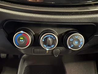 Toyota Aygo X 1.0 VVT-i MT Play/ NL auto/ Eerste eigenaar/ BTW auto/ Achteruitrijcamera / 26