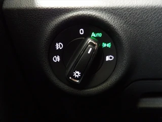 Skoda Kamiq 1.0 TSI Greentech 110pk DSG-7 Style / 34