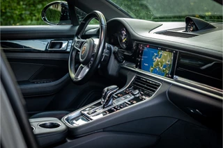 Porsche Panamera Sport Turismo 2.9 4 E-Hybrid 10 Years Edition  Krijt Stoelventilatie 21" Achterasbesturing Soft Close Panorama / 37