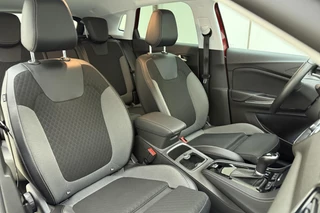 Opel Grandland X 1.2 Turbo Business Executive 130pk | Automaat | Navigatie | Camera | Climate Control | Stoel- Stuurverwarming | Cruise Control | AGR Stoelen / 14