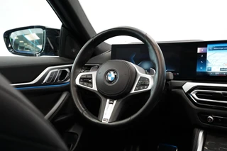 BMW 4 Serie Gran Coupé M440i xDrive High Executive  ACC Opendak Wide Screen Head-up H&K Trekhaak Carbon Laser Light Portimao Blue! / 33