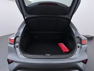 Kia XCeed 1.5 T-GDi GT-Line Automaat  - Kantel / Schuifdak  - Apple Carplay / Android Auto - Navigatie - ACC - Climate Control - Stoel / Stuurwielverwarming - Fabrieksgarantie tot 04-2032 / 39