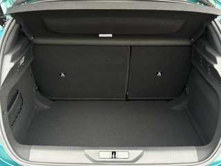 Peugeot 308 1.2 Hybrid 145 e-DCS6 Allure | Adaptive Cruise Control | Stoelverwarming | Climate Control | Parkeercamera/-sensoren | Navigatie | Apple Carplay/Android Auto | Full LED | Draadloze telefoonlader | / 10