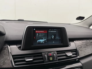 BMW 2-serie Gran Tourer 218i 7p. Executive | Trekhaak | schuifdak | Cruise Control | Navigatie | Stoelverwarming / 19
