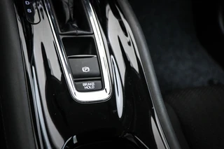 Honda HR-V 1.5 i-VTEC Elegance / 32