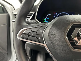 Renault Clio 1.6 E-Tech Hybrid 140 Zen CARPLAY NAVI CRUISE. / 19