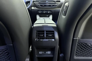 Citroen C5 X 1.6 Plug-in Hybrid 225 Shine | Lederenbekleding | Massage stoel | Elektrisch verstelbare stoel | Camera | Stuur en stoelverwarming | Getint Glas / 19
