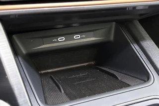 CUPRA Formentor 1.4 TSI e-Hybrid Panoramadak Achteruitrijcamera Apple CarPlay / 35