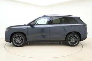 Leapmotor C10 Design REEV 28.4 kWh | Nieuwe auto | Gecombineerde actieradius WLTP 974km | 1500 kg Trekgewicht | Diverse kleuren leverbaar | Full options | Stuurverwarming | Stoelverwarming en koeling | Elektrisch verstelbare voorstoelen | Navigatie | Keyless entry & start | 20 inch lichtmetalen velgen | Led verlichting / 6