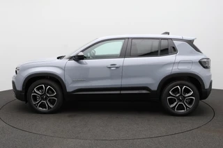Jeep Avenger Summit 54 kWh 2+6 Jaar Garantie / 28