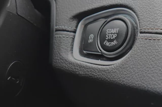 BMW 2-serie Active Tourer 220i HIGH EXE M-PAKKET LEDER NAVI / 37