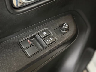 Suzuki Ignis 1.2 Smart Hybrid Select Automaat | Camera | Stoelverwarming | DAB Radio | LED | 16' inch / 34