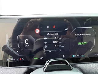 Kia EV3 GT-Line Business Edition 81.4 kWh  - Navigatie - Achteruitrijcamera - Apple & Android Carplay - Nieuw uit voorraad leverbaar / 24