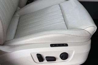 Skoda Superb Combi 1.4 TSI iV Laurin & Klement Leder Stoelventilatie Stoelverwarming Canton / 44