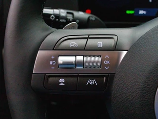 Hyundai Kona Electric LR Pure Edition 64.8 kWh Demo-voordeel / 21