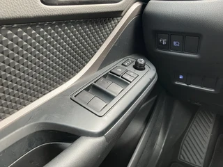 Toyota C-HR 1.8 Hybrid Active AUT  | 1e eigenaar | navigatie | camera | apple carplay | cruise control | 36.000 KM / 23