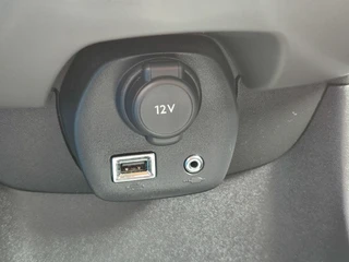 Toyota Aygo 1.0 VVT-i X-WAVE CABRIO / 27