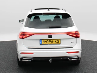 SEAT Tarraco 1.5 TSi 150 Pk Automaat FR Business Intense 7-Pers | 360 Camera | Panorama Dak | Full LED | Trekhaak | Carplay | navigatiesysteem | Climate Control | 20 Inch | 70.775 Km!! / 7
