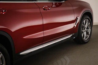 BMW X4 xDrive20i X-Line High Executive | PANORAMADAK | HEAD UP | STUURVERWARMING | TREKHAAK | 19" / 32