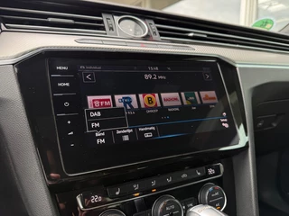 Volkswagen Arteon 2.0 TSI Business R - NL Auto Leder Pano Navi 19inch LMV / 40