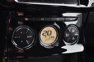 DS DS 3 PureTech 130pk Performance Line  | Navigatie | Airconditioning ECC | Camera achter | Parkeersensoren | sportstoelen | Isofix Bevestigingspunten | Apple Carplay & Android Auto | Zeer Compleet!! / 9
