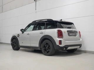 MINI Countryman 1.5 Cooper S E ALL4 Panoramadak | Harman Kardon | ACC | Head Up / 6