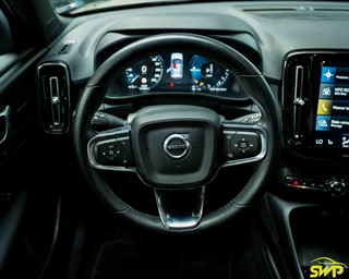 Volvo XC40 1.5 T4 Plug-in hybrid Plus Dark | Memory | Navi | Camera | Harman Kardon / 21