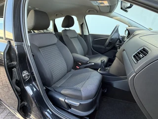Volkswagen Polo 1.2 TSI Comfortline 5-Deurs Trekhaak Carplay Cruise Airco Orig.NL Voll.Onderhouden! / 17